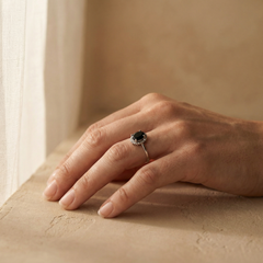 bague zircon noir