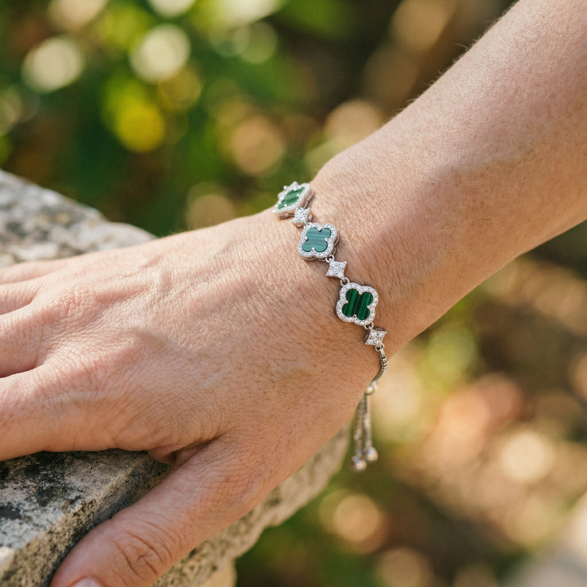 Bracelet Trebol et zircons Image secondaire du produit