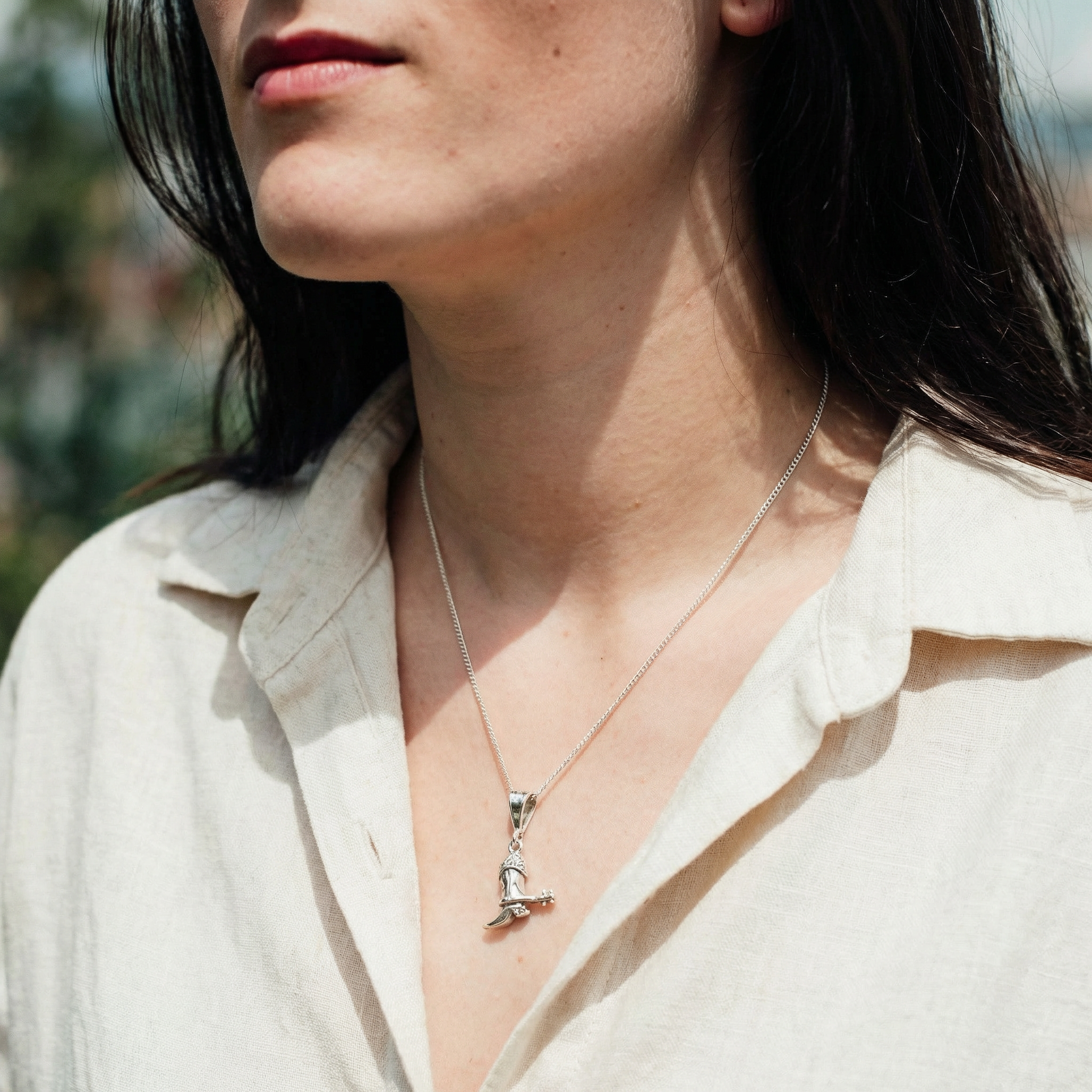 shania Secondary image