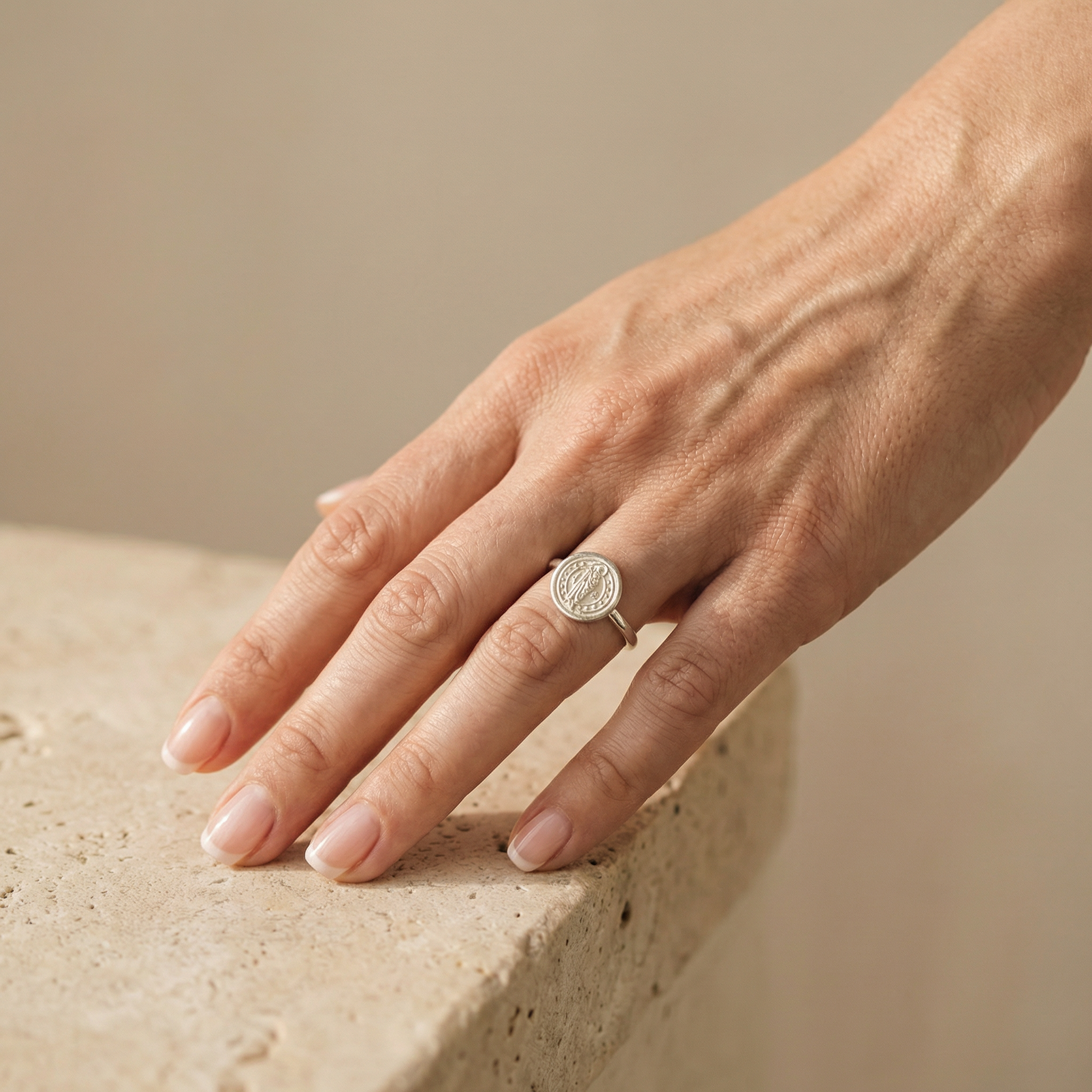 Benoit Image secondaire du produit